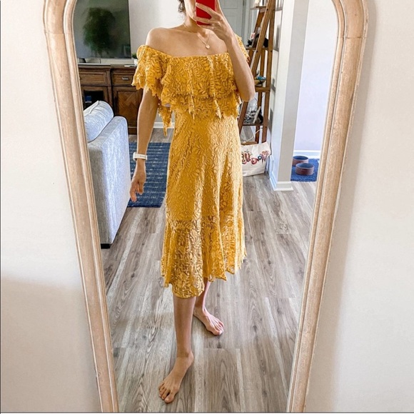 Lulu’s Jaclyn Golden Yellow Mustard lace Off-the-shoulder midi dress - Picture 5 of 7